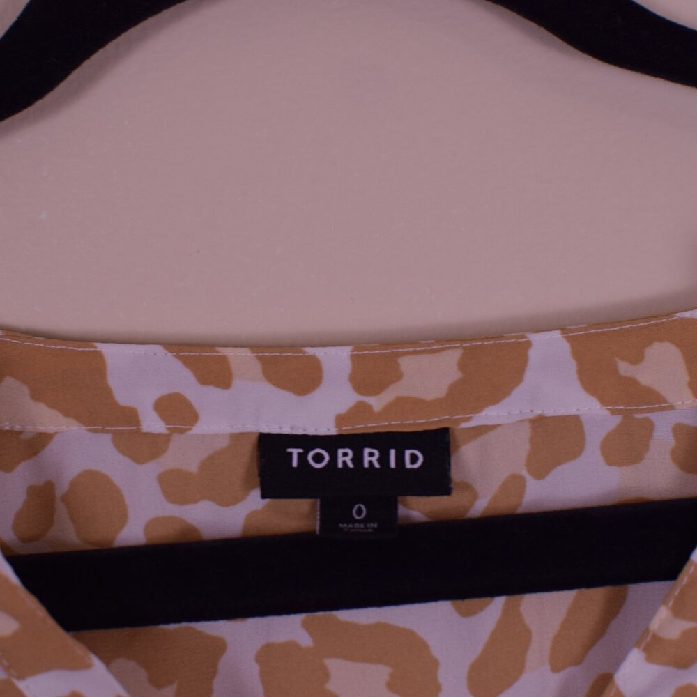 Torrid Women's Georgette Hi-Low Long Sleeve Cheetah Print Blouse - Size L - Picture 3 of 7